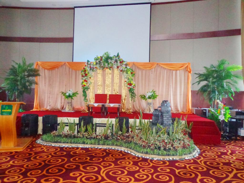 Sapadia Hotel Siantar Pematangsiantar Exterior photo