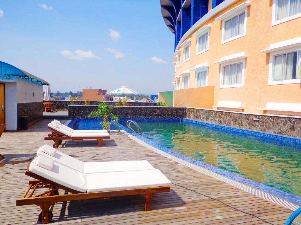 Sapadia Hotel Siantar Pematangsiantar Exterior photo
